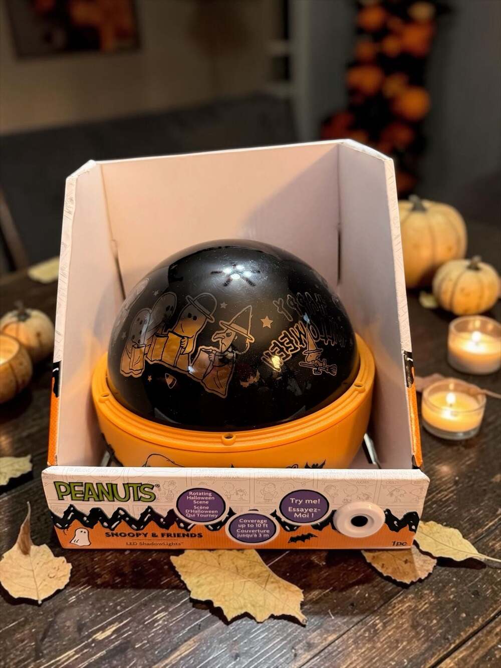 Gemmy Peanuts Snoopy & Friends Halloween Rotating LED ShadowLights Projector